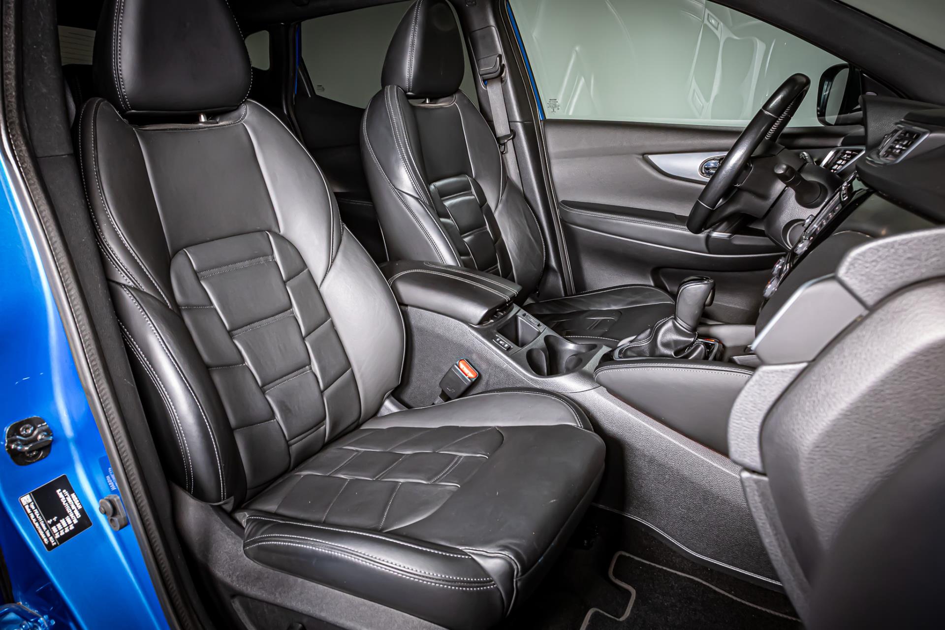 Nissan QASHQAI 1.2 Tekna + I Elektrisch verstelbare stoelen met memory I Trekhaak 49379874-3.jpg | Autobedrijf van Geel