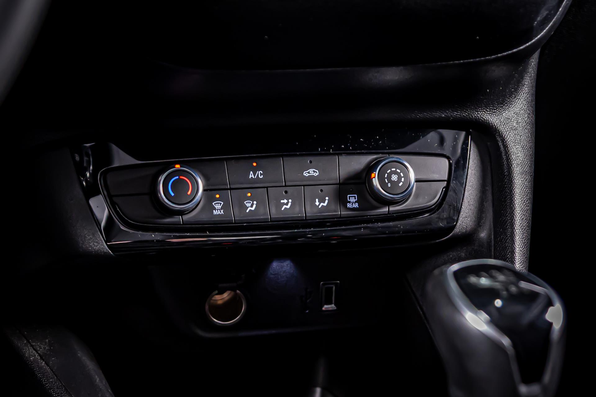 Opel Corsa 1.2 Turbo I Apple carplay I Achteruitrij camera 49425241-24.jpg | Autobedrijf van Geel