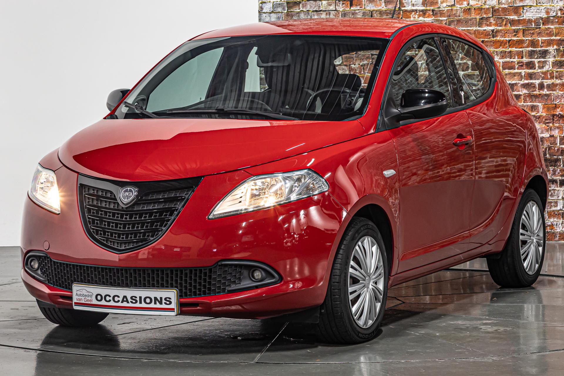 Lancia Ypsilon 0.9 TwinAir Elefantino Plus I Navi I 49443866-5.jpg | Autobedrijf van Geel