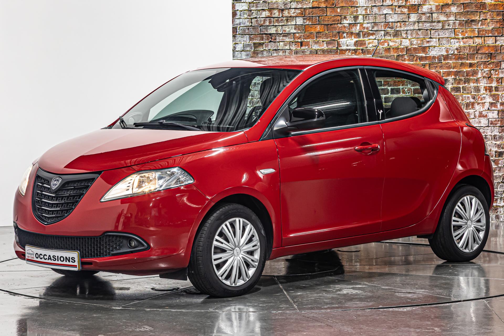 Lancia Ypsilon 0.9 TwinAir Elefantino Plus I Navi I 49443866-6.jpg | Autobedrijf van Geel