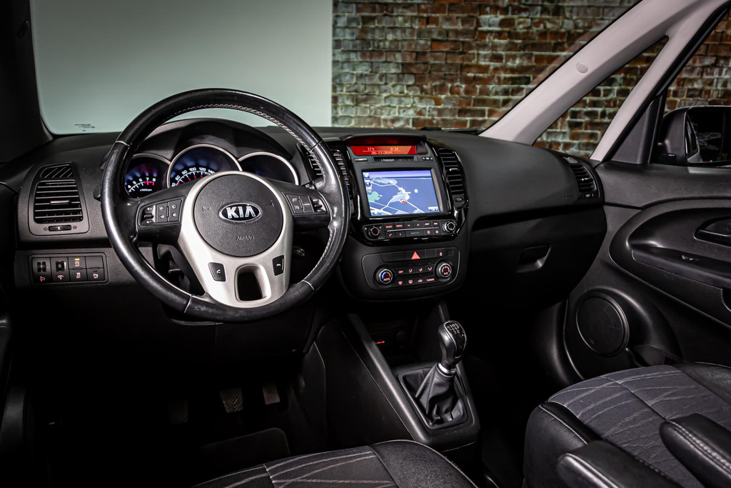 Kia Venga 1.4 CVVT Summer Edition I 1ste eigenaar I Trekhaak I Schuif/kantel dak 49534010-2.jpg | Autobedrijf van Geel