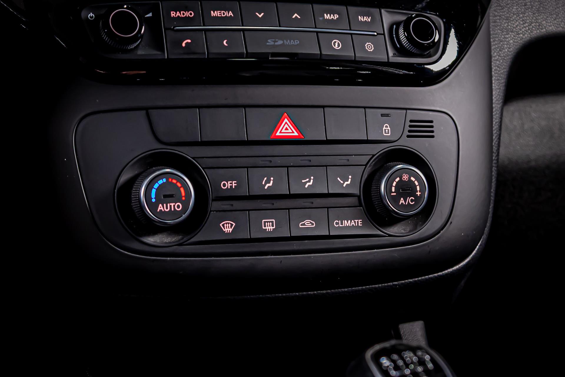 Kia Venga 1.4 CVVT Summer Edition I 1ste eigenaar I Trekhaak I Schuif/kantel dak 49534010-35.jpg | Autobedrijf van Geel