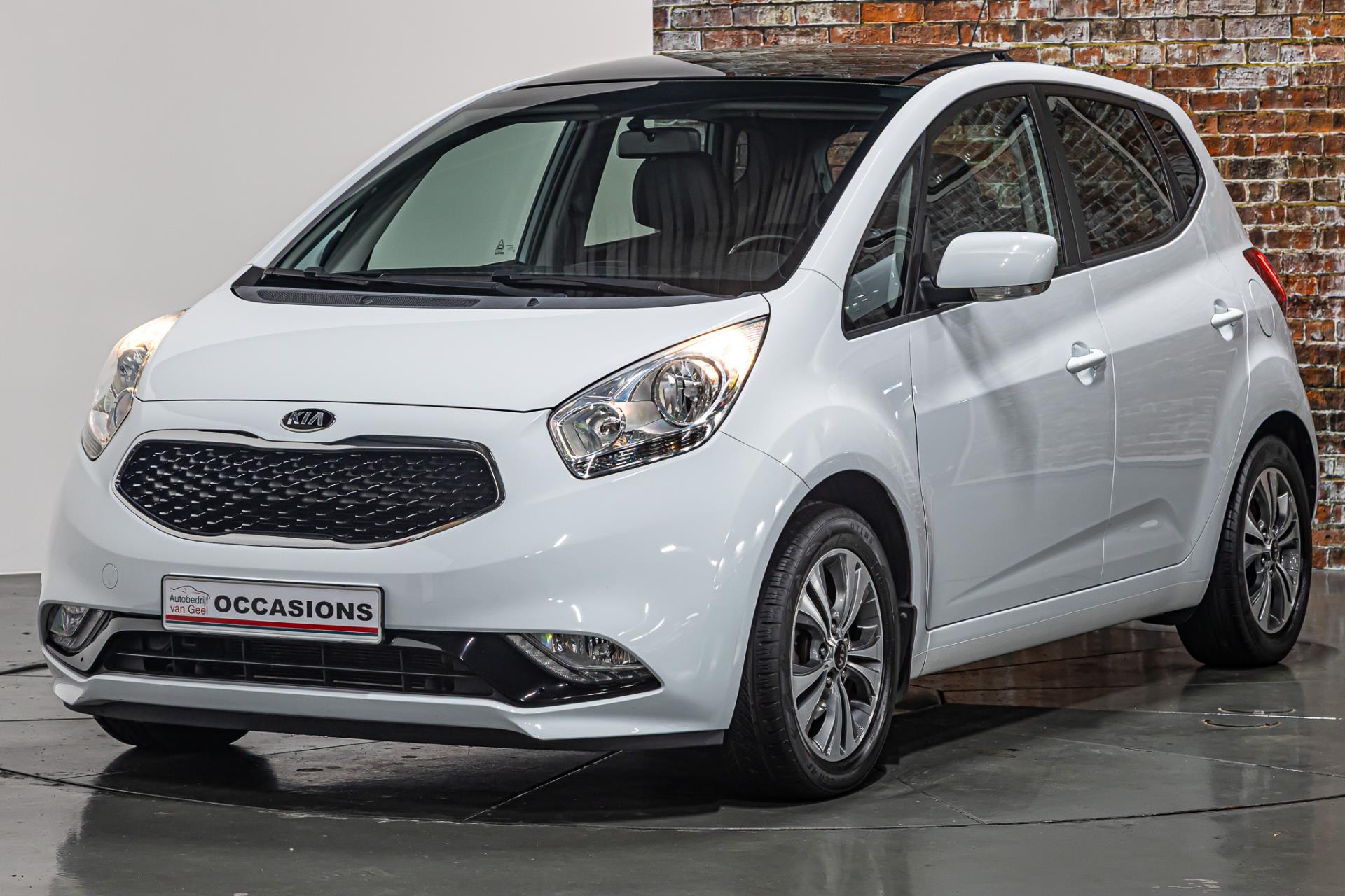 Kia Venga 1.4 CVVT Summer Edition I 1ste eigenaar I Trekhaak I Schuif/kantel dak 49534010-6.jpg | Autobedrijf van Geel