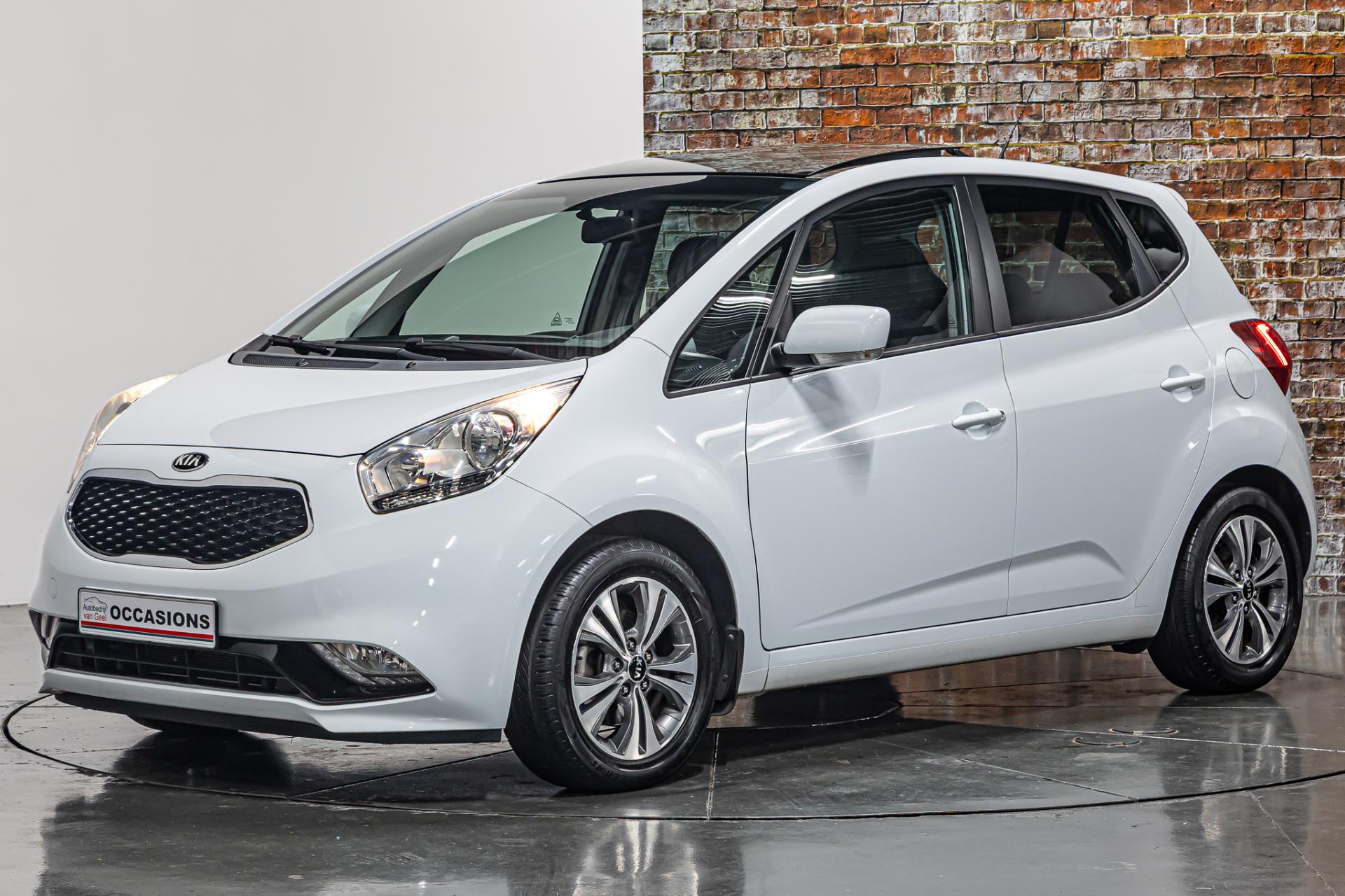 Kia Venga 1.4 CVVT Summer Edition I 1ste eigenaar I Trekhaak I Schuif/kantel dak 49534010-7.jpg | Autobedrijf van Geel