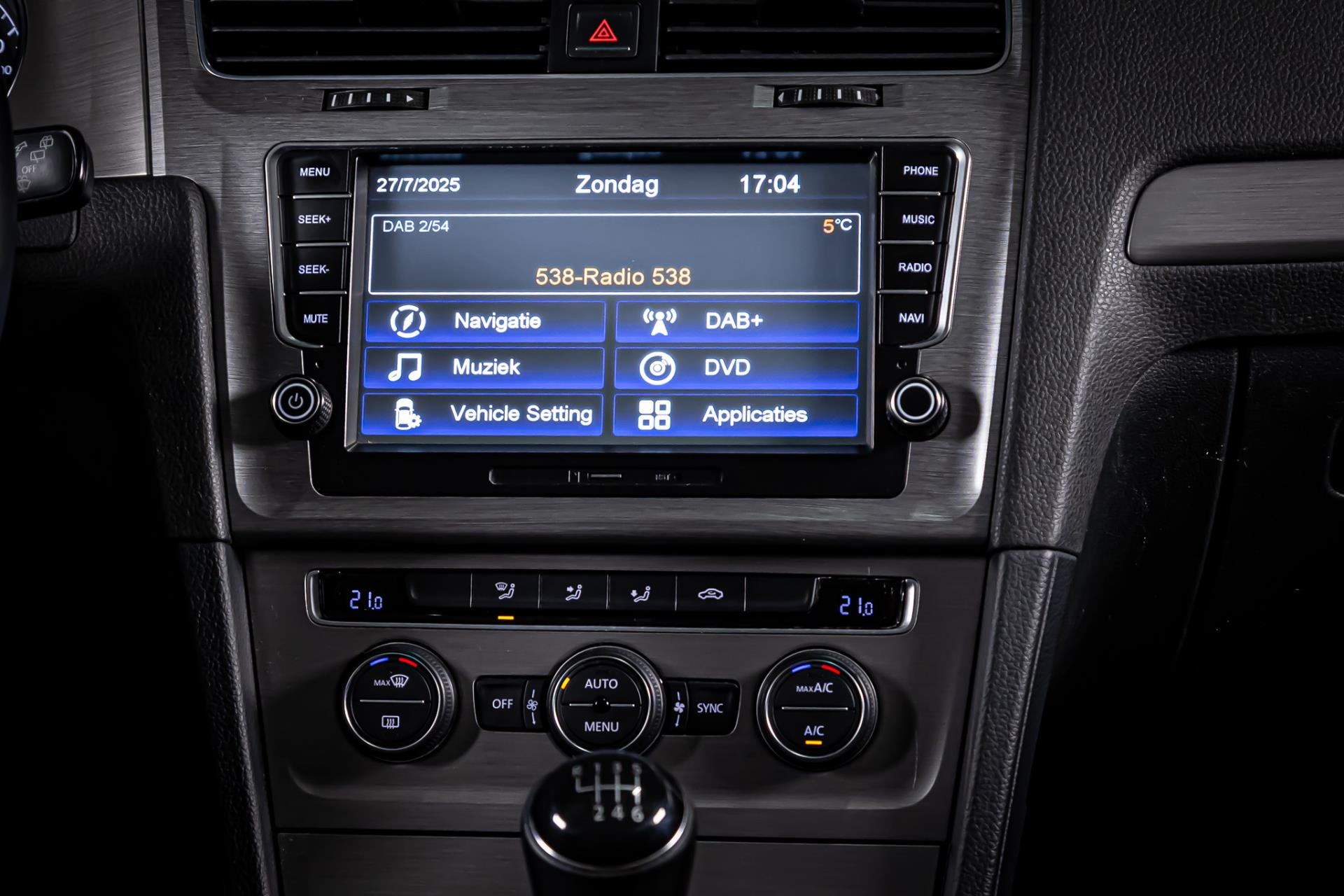 Volkswagen Golf 1.2 TSI Comfortline I Trekhaak I Navi 49599937-22.jpg | Autobedrijf van Geel