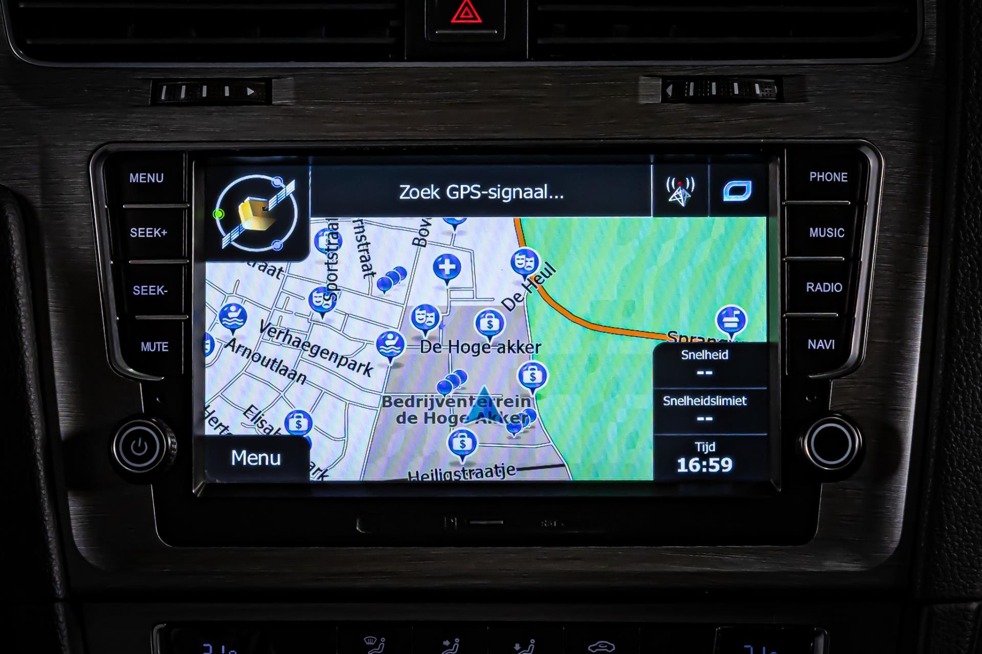 Volkswagen Golf 1.2 TSI Comfortline I Trekhaak I Navi 49599937-25.jpg | Autobedrijf van Geel