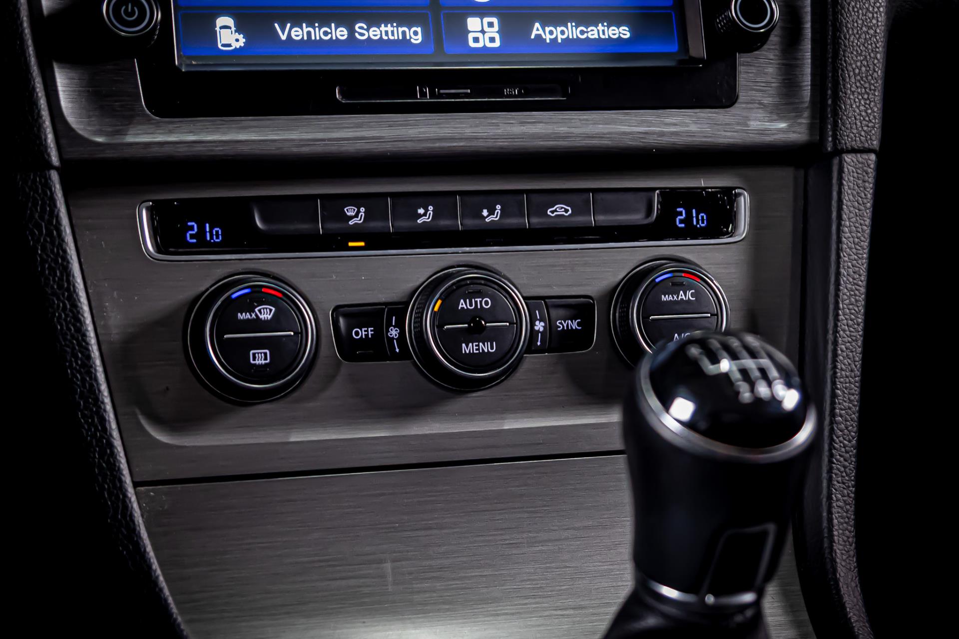 Volkswagen Golf 1.2 TSI Comfortline I Trekhaak I Navi 49599937-30.jpg | Autobedrijf van Geel