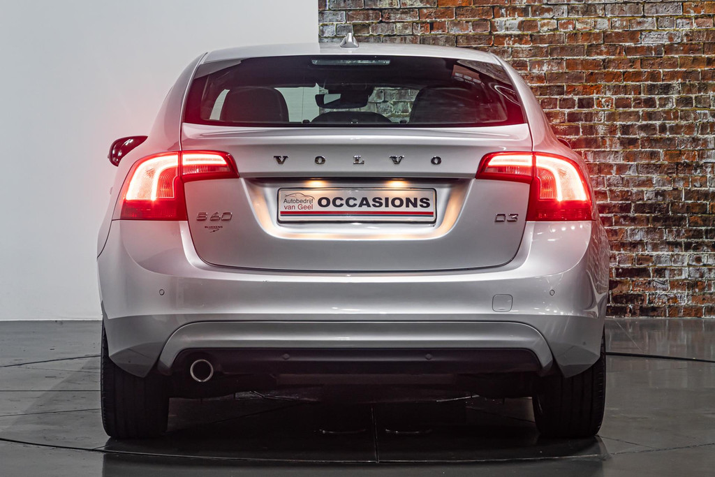 Volvo S60 2.0 D3 Summum I Automaat I Stoelverwarming 49679600-10.jpg | Autobedrijf van Geel