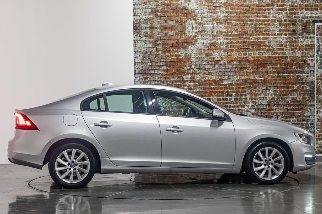 Volvo S60 2.0 D3 Summum I Automaat I Stoelverwarming 49679600-15.jpg | Autobedrijf van Geel