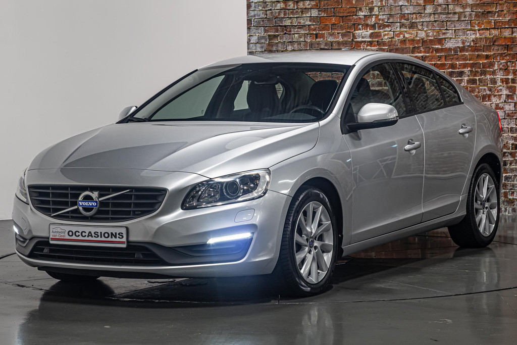 Volvo S60 2.0 D3 Summum I Automaat I Stoelverwarming 49679600-5.jpg | Autobedrijf van Geel