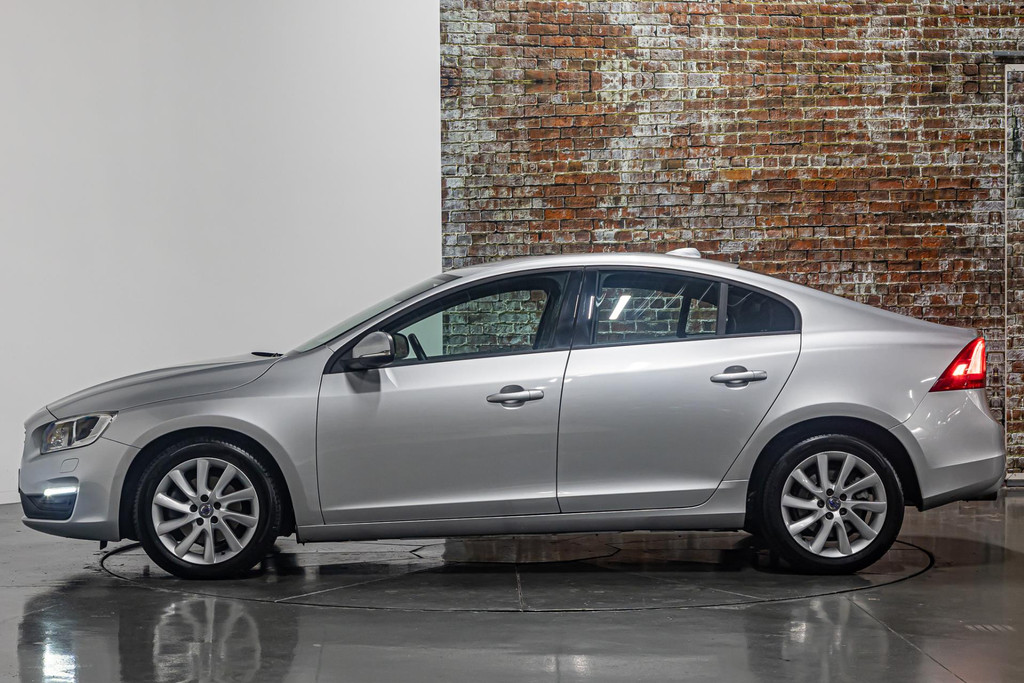 Volvo S60 2.0 D3 Summum I Automaat I Stoelverwarming 49679600-7.jpg | Autobedrijf van Geel