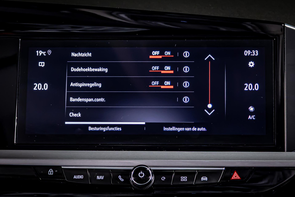 Opel Grandland 1.6 Turbo Plug-In Hybrid Ultimate I Stoel verwaming & verkoeling I Stoelen met memory 49735601-29.jpg | Autobedrijf van Geel