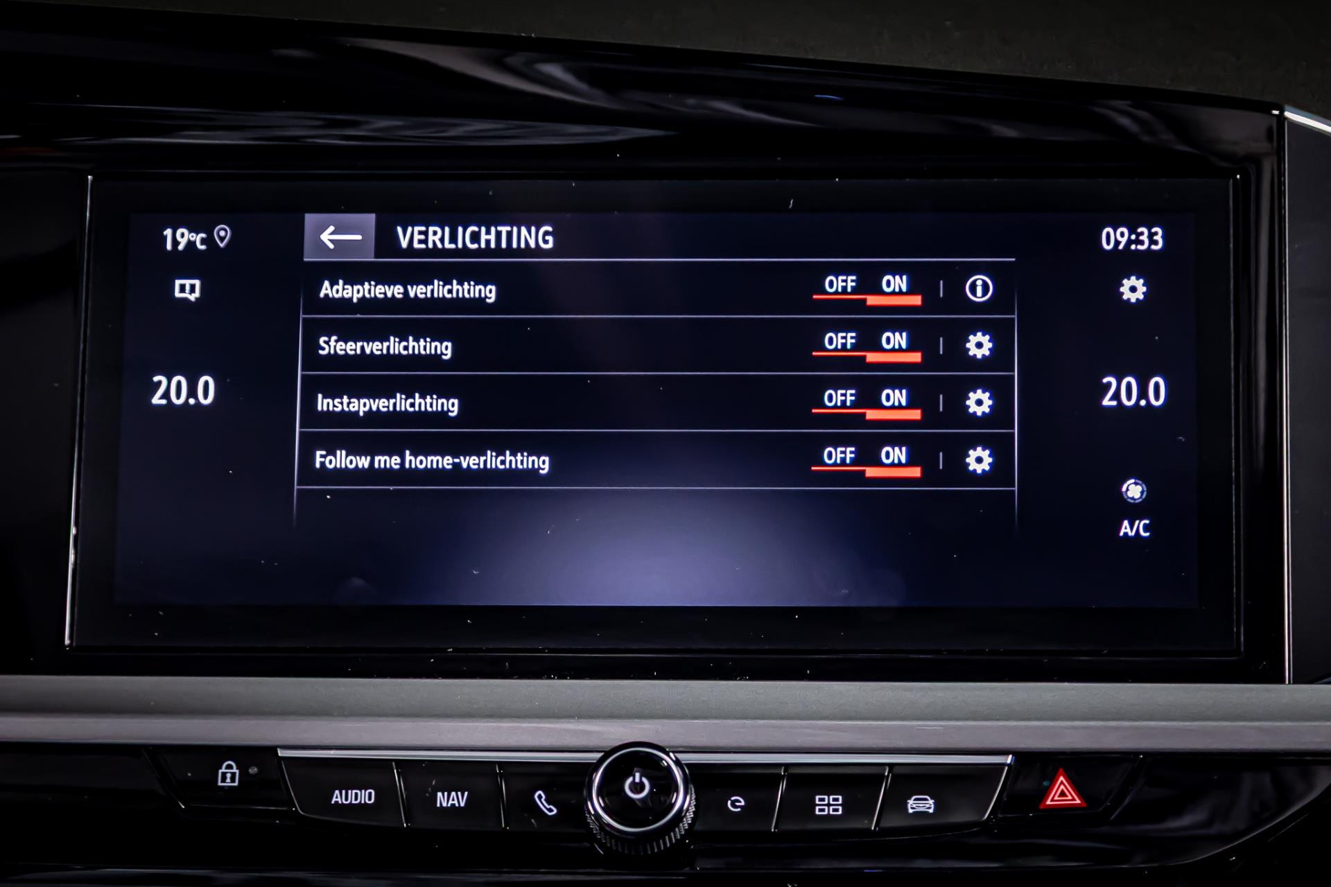 Opel Grandland 1.6 Turbo Plug-In Hybrid Ultimate I Stoel verwaming & verkoeling I Stoelen met memory 49735601-36.jpg | Autobedrijf van Geel