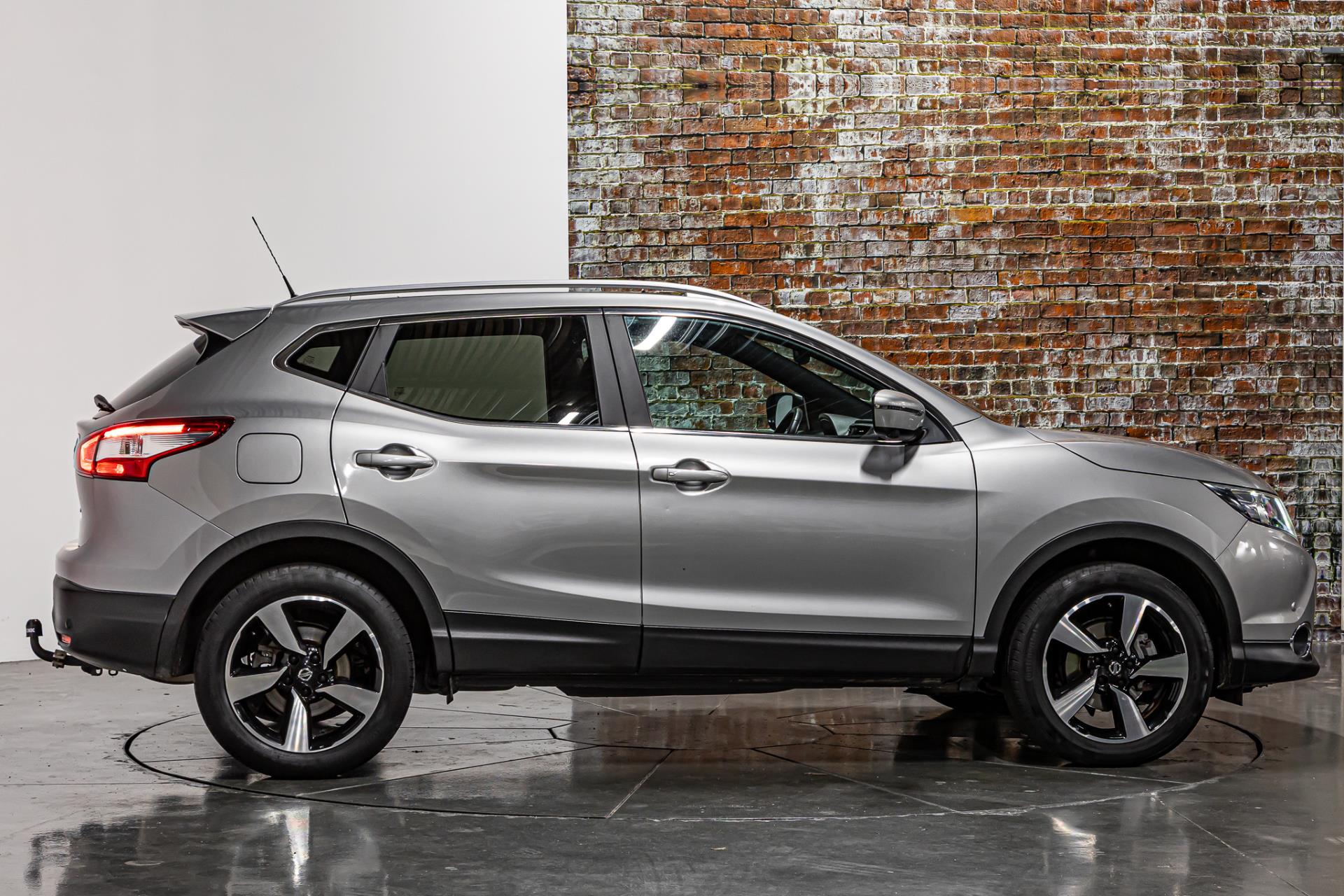 Nissan QASHQAI 1.2 N-Vision | Panoramadak | Cruise control | Trekhaak 49837279-15.jpg | Autobedrijf van Geel