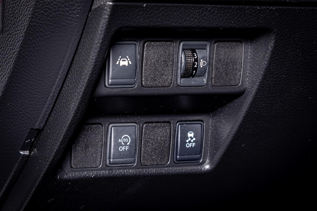 Nissan QASHQAI 1.2 N-Vision | Panoramadak | Cruise control | Trekhaak 49837279-22.jpg | Autobedrijf van Geel