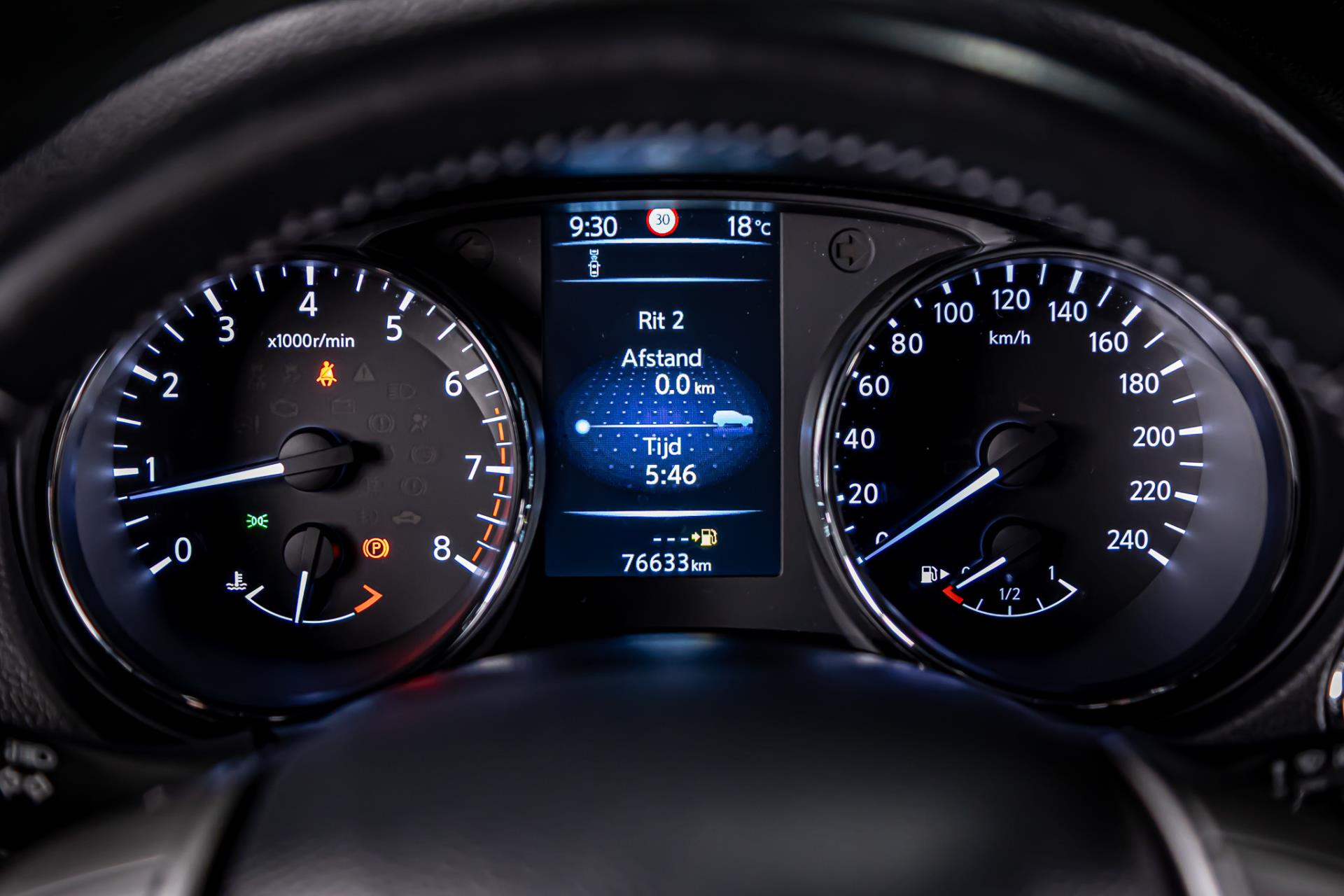 Nissan QASHQAI 1.2 N-Vision | Panoramadak | Cruise control | Trekhaak 49837279-25.jpg | Autobedrijf van Geel