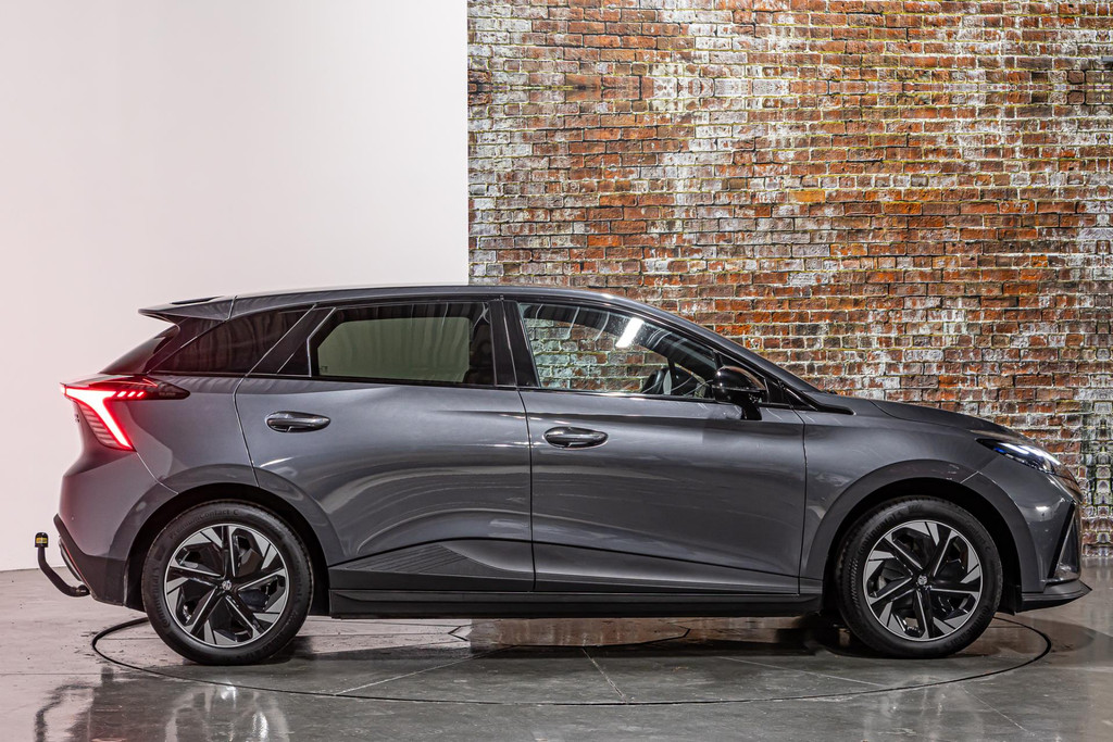 MG Mg4 electric Luxury 64 kWh 49960066-14.jpg | Autobedrijf van Geel