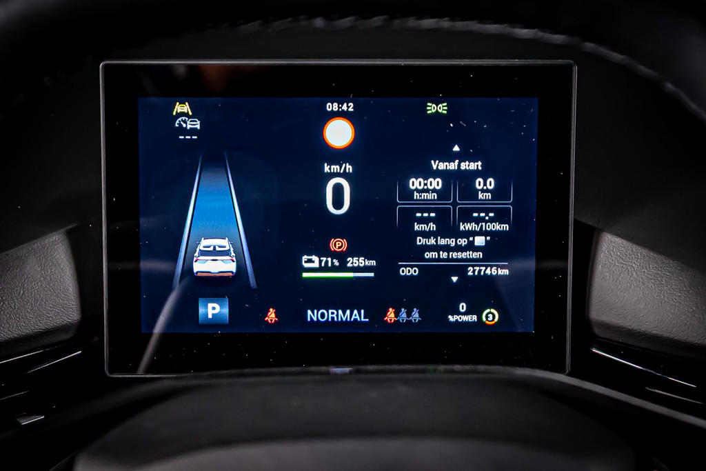 MG Mg4 electric Luxury 64 kWh 49960066-22.jpg | Autobedrijf van Geel