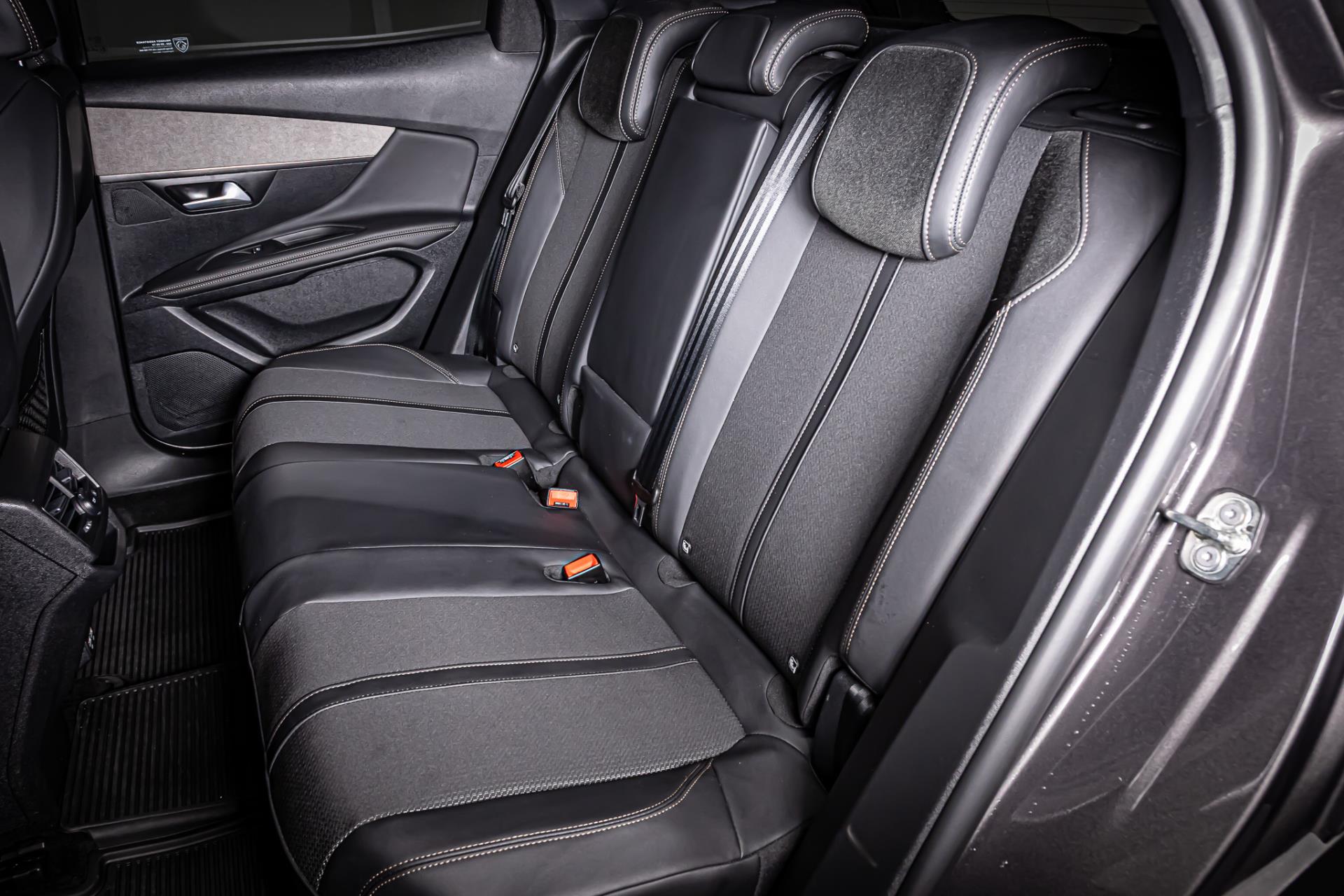 Peugeot 3008 1.2 PureTech GT I Apple carplay I Navi 50043133-18.jpg | Autobedrijf van Geel