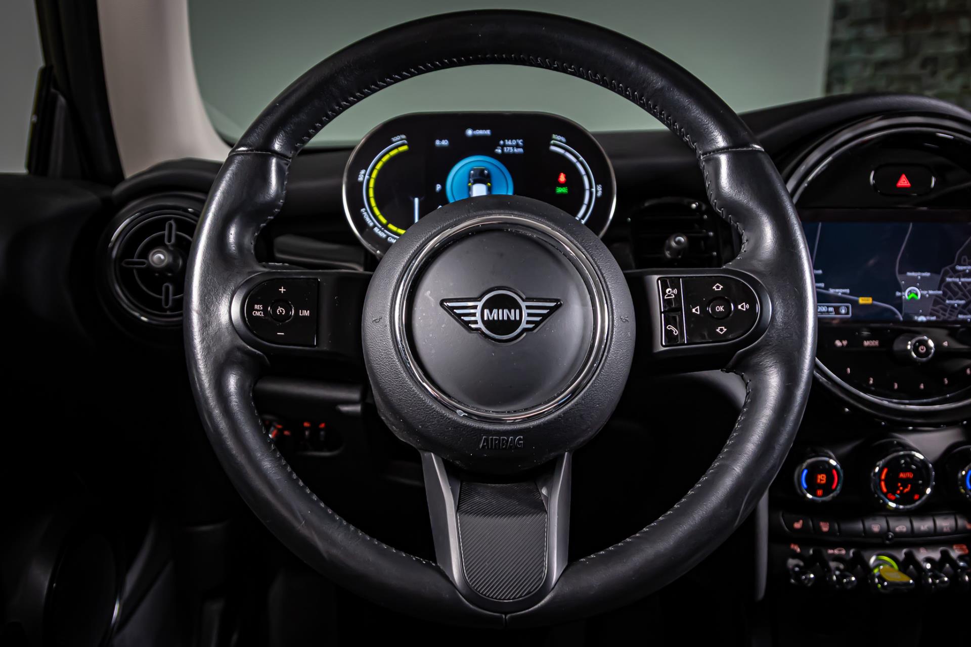 MINI Mini Electric Essential 33 kWh | Apple Carplay | Led | Stoelverwarming 50369043-21.jpg | Autobedrijf van Geel