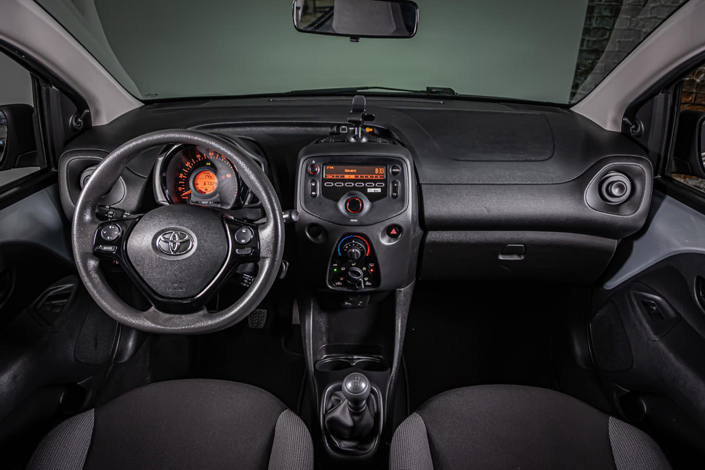 Toyota Aygo 1.0 VVT-i x-fun 50369135-19.jpg | Autobedrijf van Geel