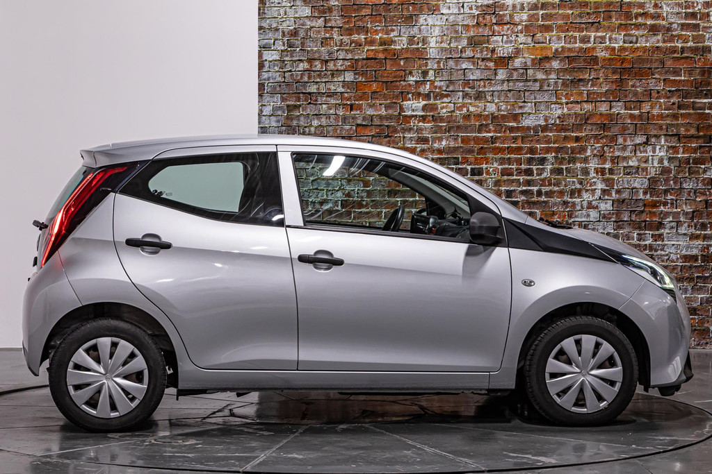 Toyota Aygo 1.0 VVT-i x-fun 50369135-7.jpg | Autobedrijf van Geel