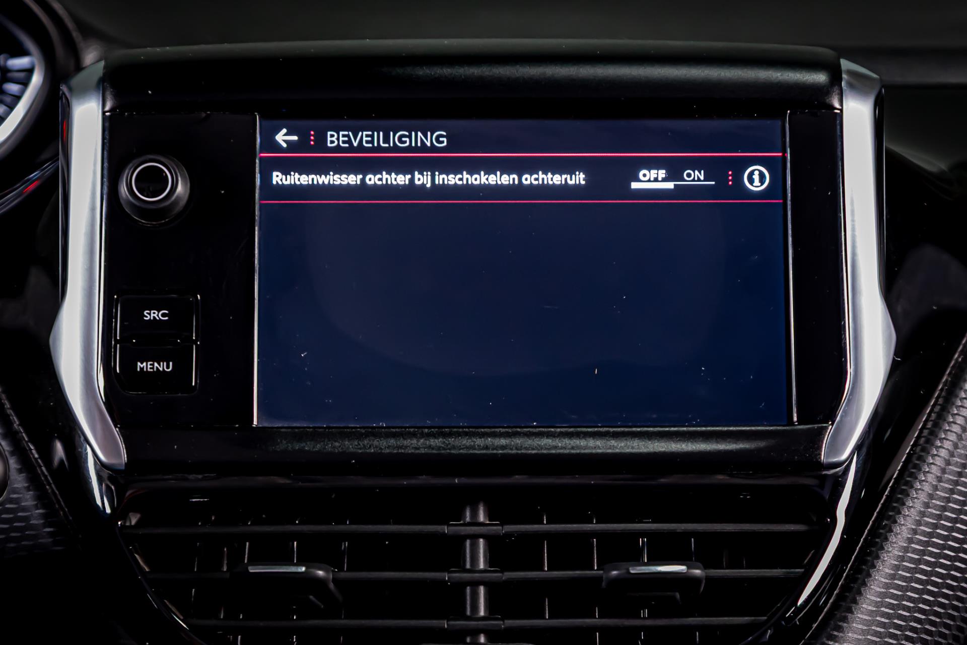 Peugeot 2008 1.2 PureTech GT-line | Apple Carplay | Trekhaak | Achteruitrijcamera 50392194-27.jpg | Autobedrijf van Geel