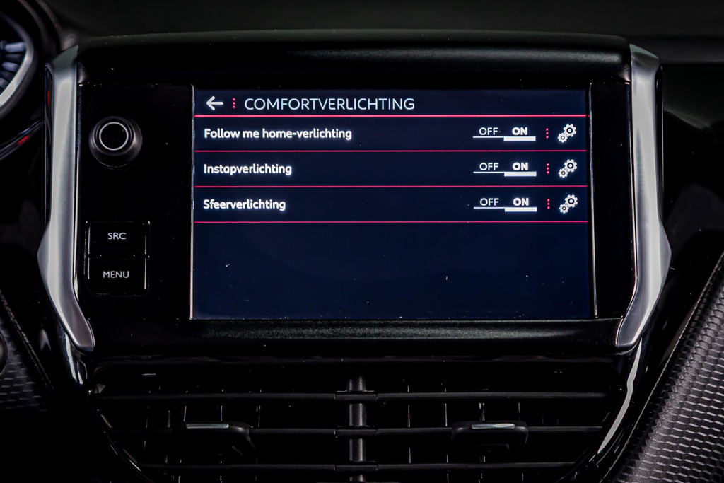 Peugeot 2008 1.2 PureTech GT-line | Apple Carplay | Trekhaak | Achteruitrijcamera 50392194-29.jpg | Autobedrijf van Geel