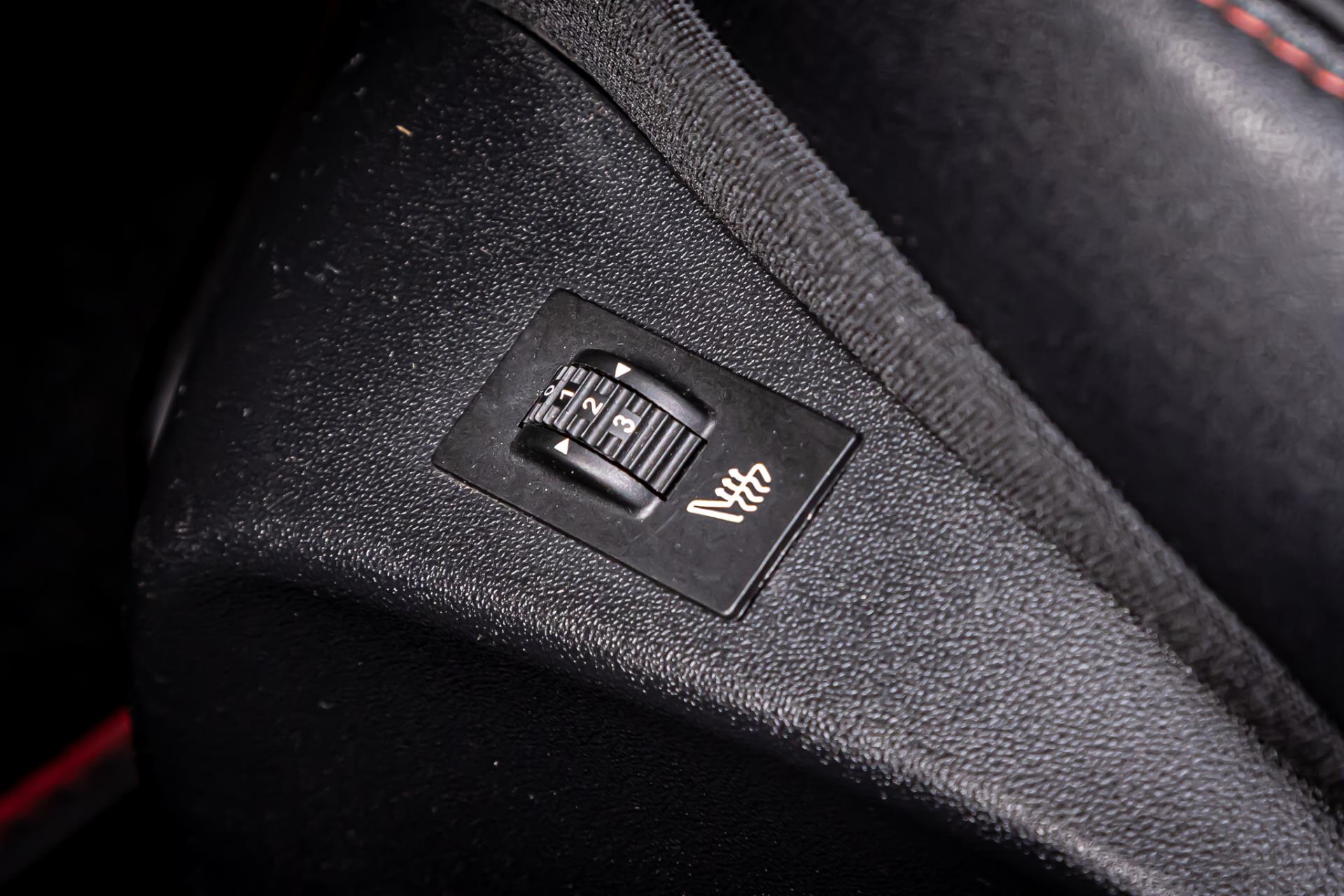 Peugeot 2008 1.2 PureTech GT-line | Apple Carplay | Trekhaak | Achteruitrijcamera 50392194-48.jpg | Autobedrijf van Geel