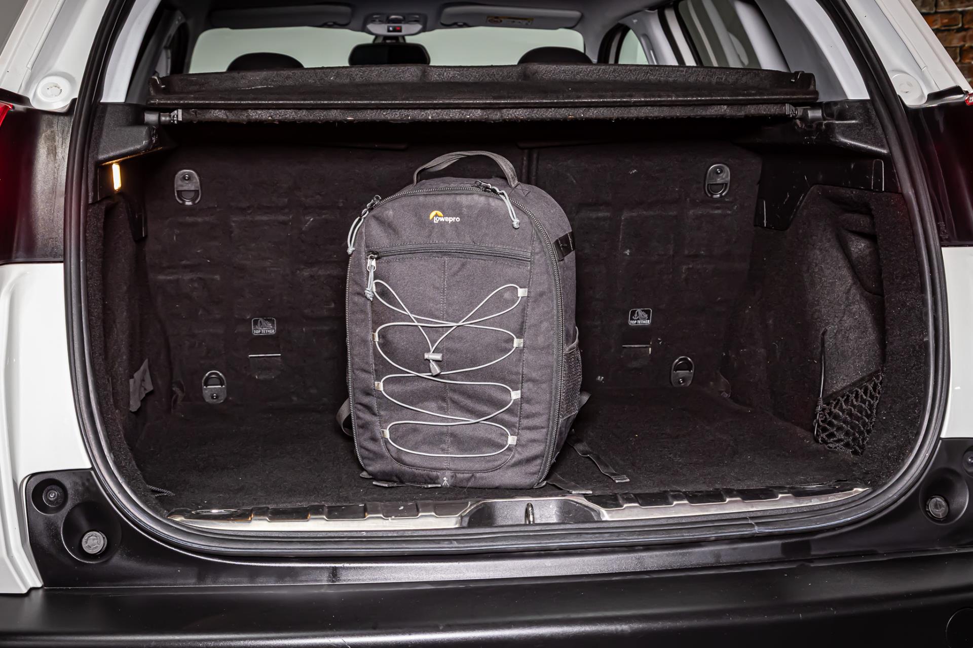 Peugeot 2008 1.2 PureTech GT-line | Apple Carplay | Trekhaak | Achteruitrijcamera 50392194-50.jpg | Autobedrijf van Geel