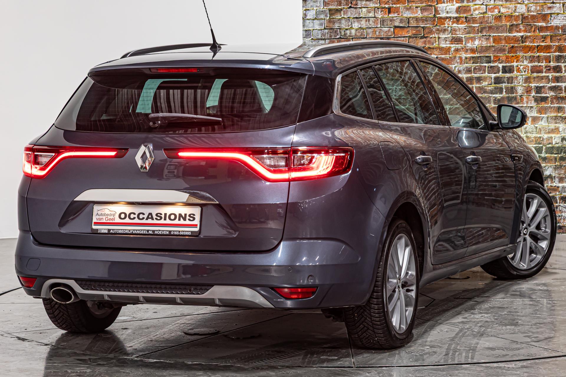Renault Mégane Estate 1.2 TCe GT-Line | Apple Carplay | Achteruitrijcamera | Kuipstoelen 50394819-1.jpg | Autobedrijf van Geel