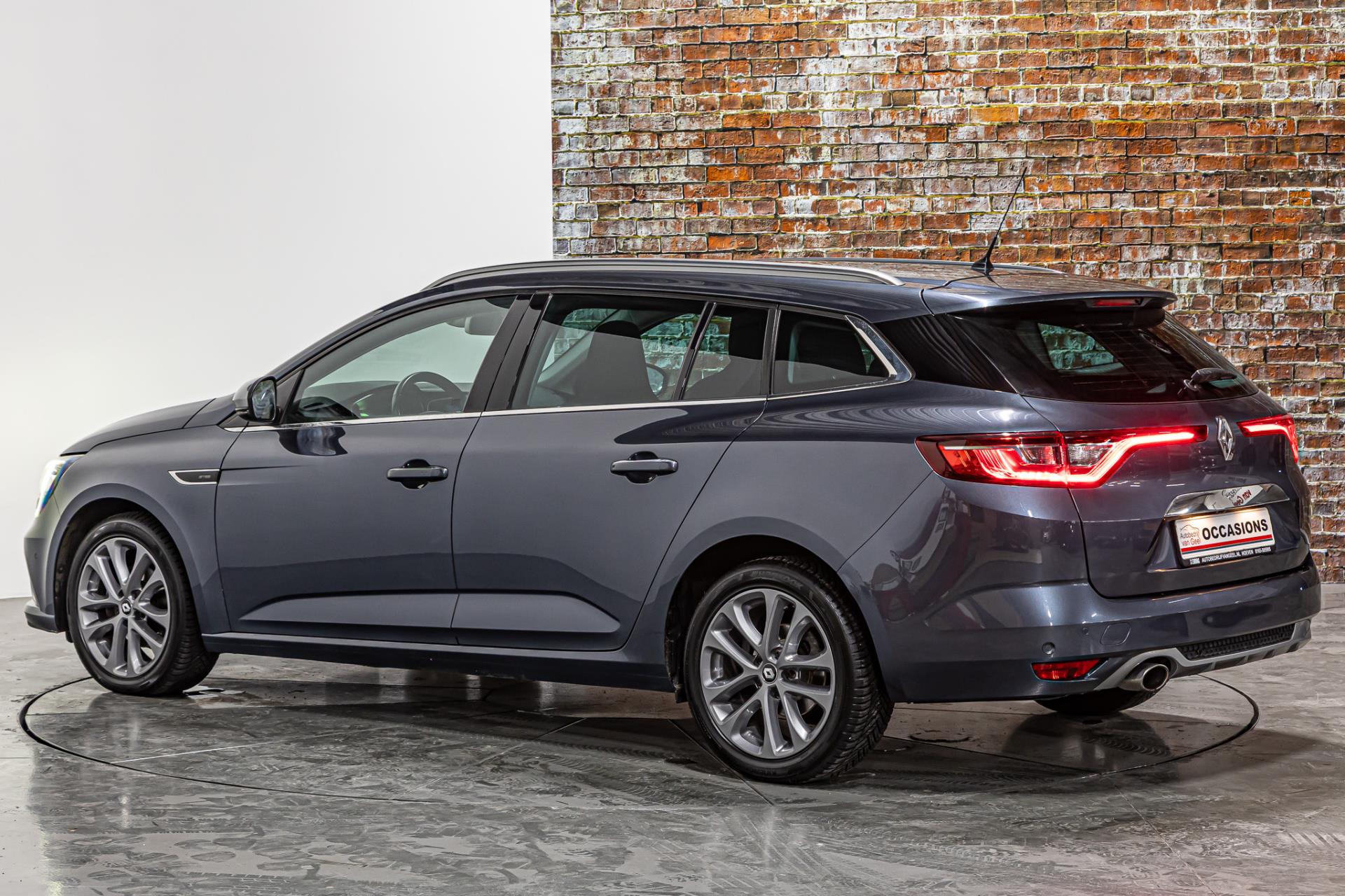 Renault Mégane Estate 1.2 TCe GT-Line | Apple Carplay | Achteruitrijcamera | Kuipstoelen 50394819-13.jpg | Autobedrijf van Geel
