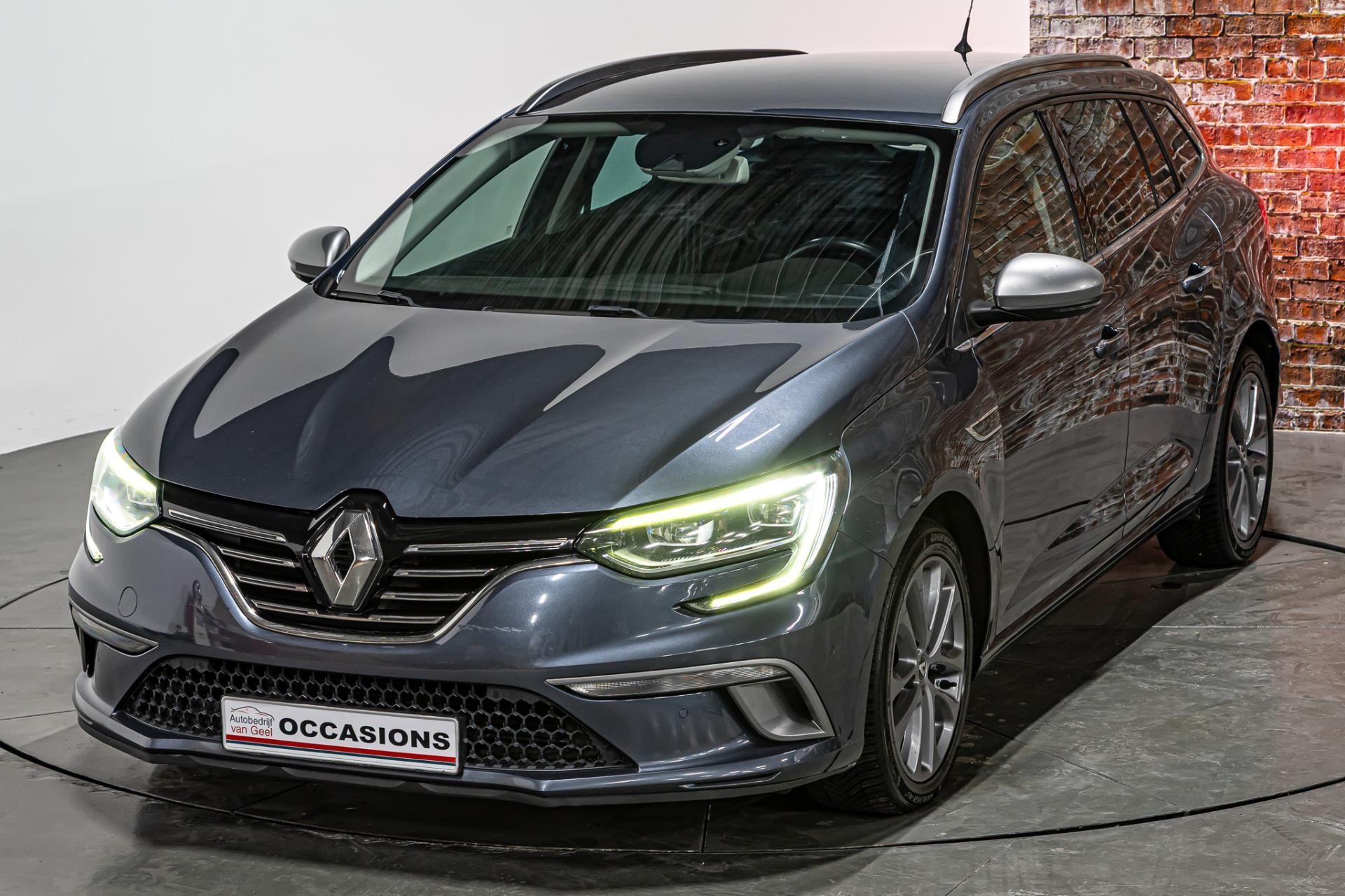 Renault Mégane Estate 1.2 TCe GT-Line | Apple Carplay | Achteruitrijcamera | Kuipstoelen 50394819-19.jpg | Autobedrijf van Geel