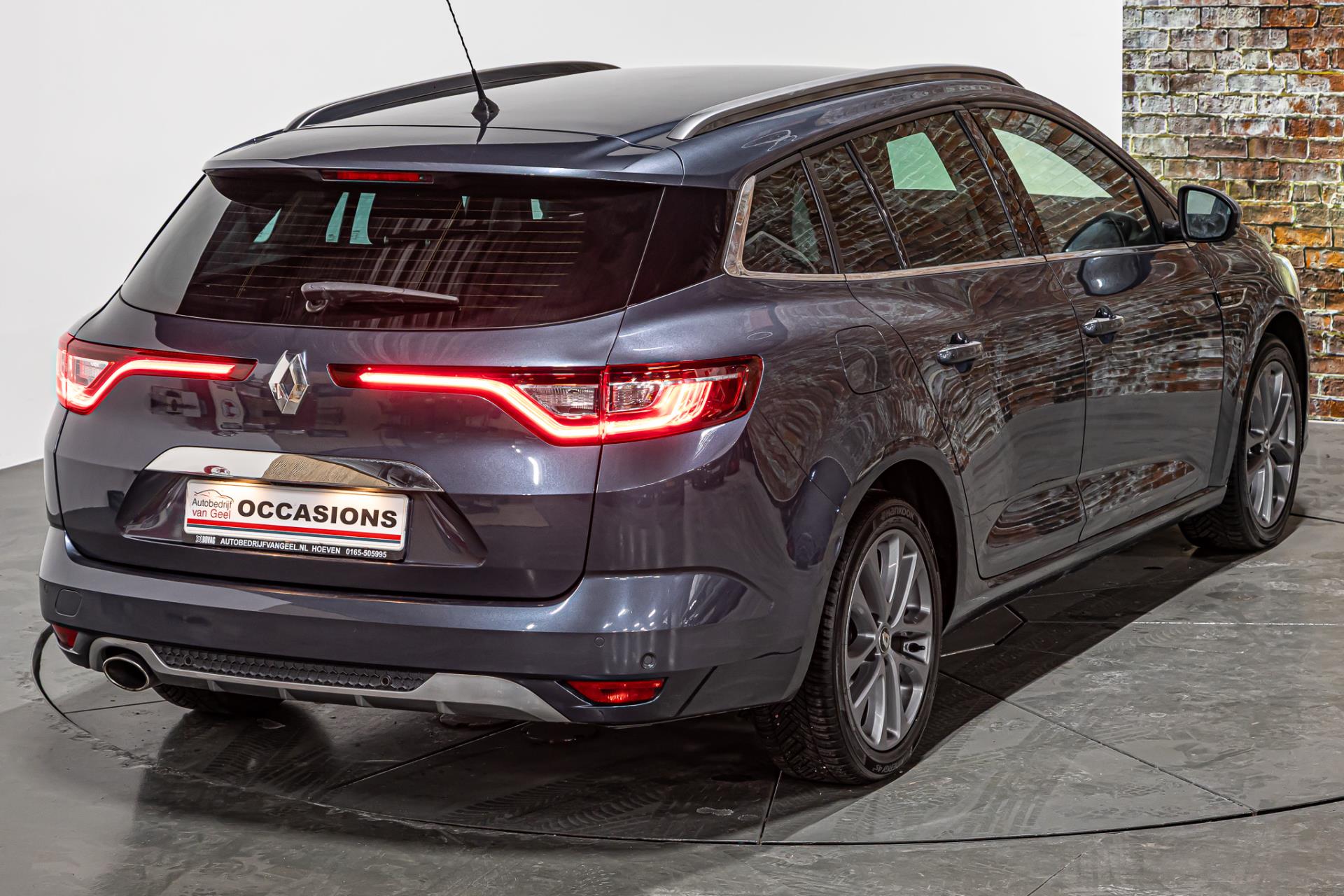 Renault Mégane Estate 1.2 TCe GT-Line | Apple Carplay | Achteruitrijcamera | Kuipstoelen 50394819-20.jpg | Autobedrijf van Geel