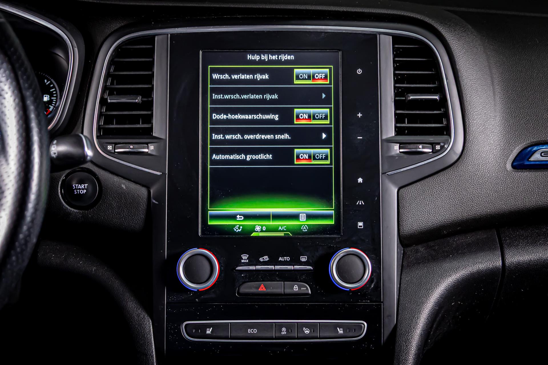 Renault Mégane Estate 1.2 TCe GT-Line | Apple Carplay | Achteruitrijcamera | Kuipstoelen 50394819-37.jpg | Autobedrijf van Geel