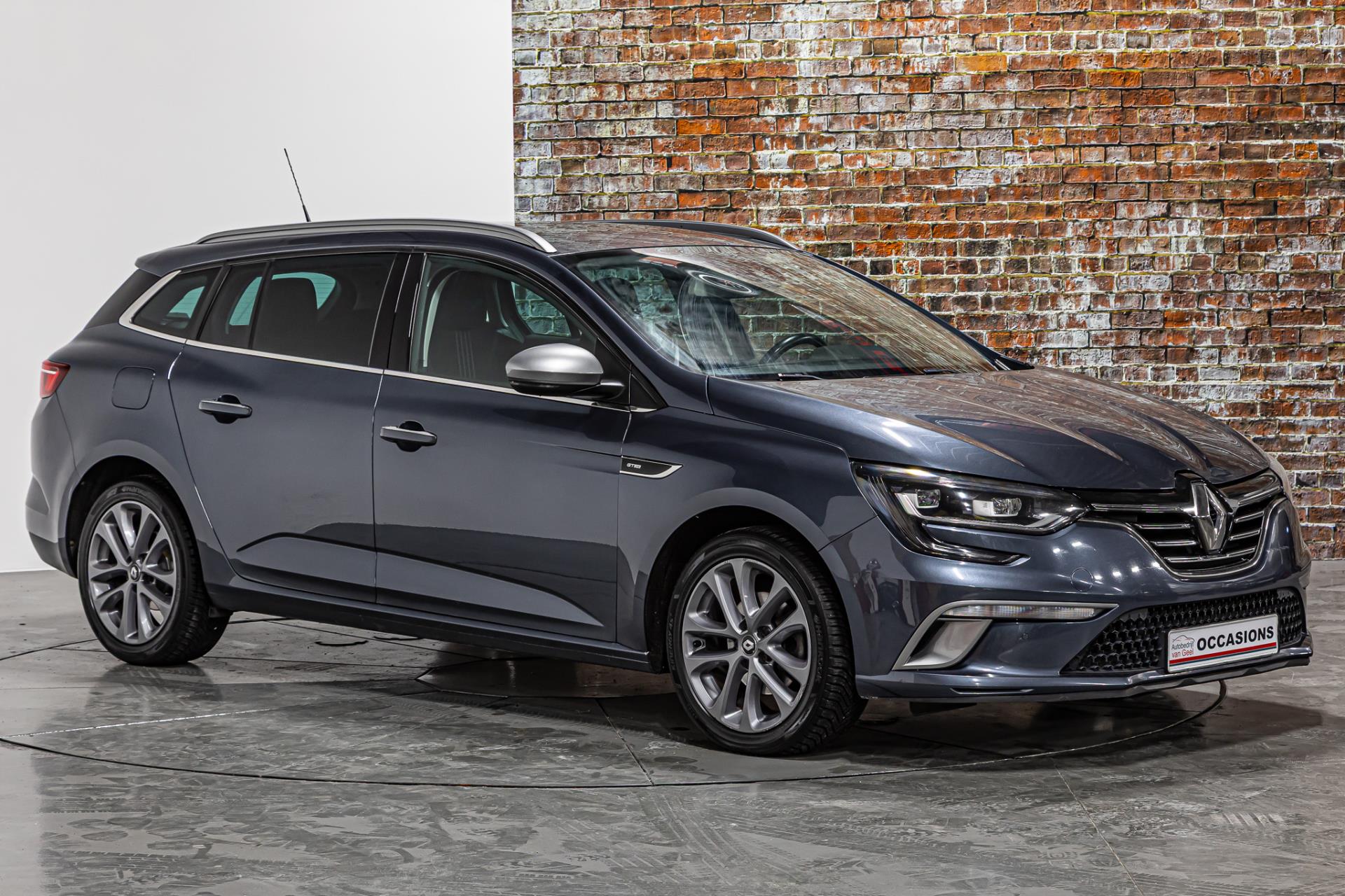Renault Mégane Estate 1.2 TCe GT-Line | Apple Carplay | Achteruitrijcamera | Kuipstoelen 50394819-4.jpg | Autobedrijf van Geel
