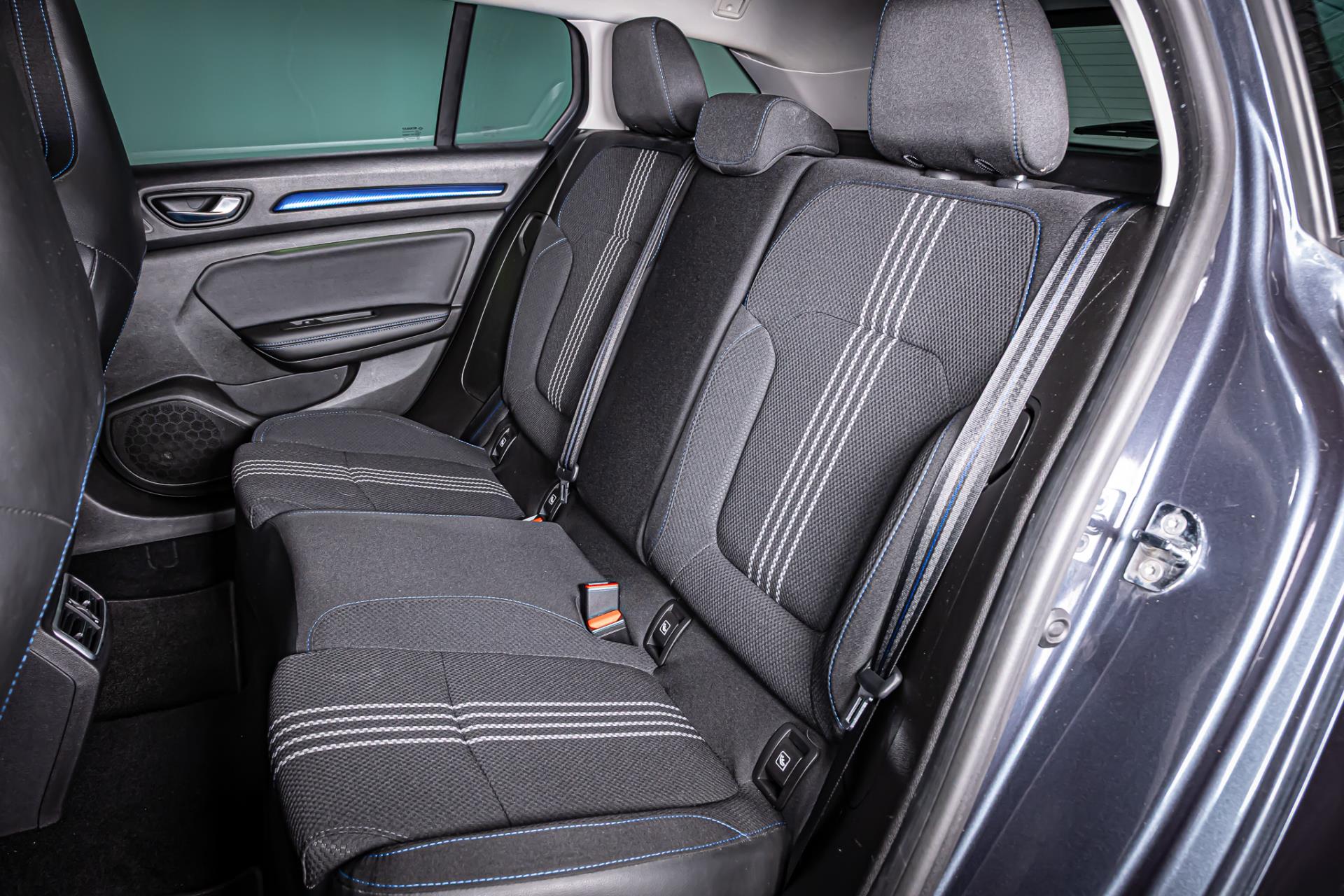 Renault Mégane Estate 1.2 TCe GT-Line | Apple Carplay | Achteruitrijcamera | Kuipstoelen 50394819-47.jpg | Autobedrijf van Geel