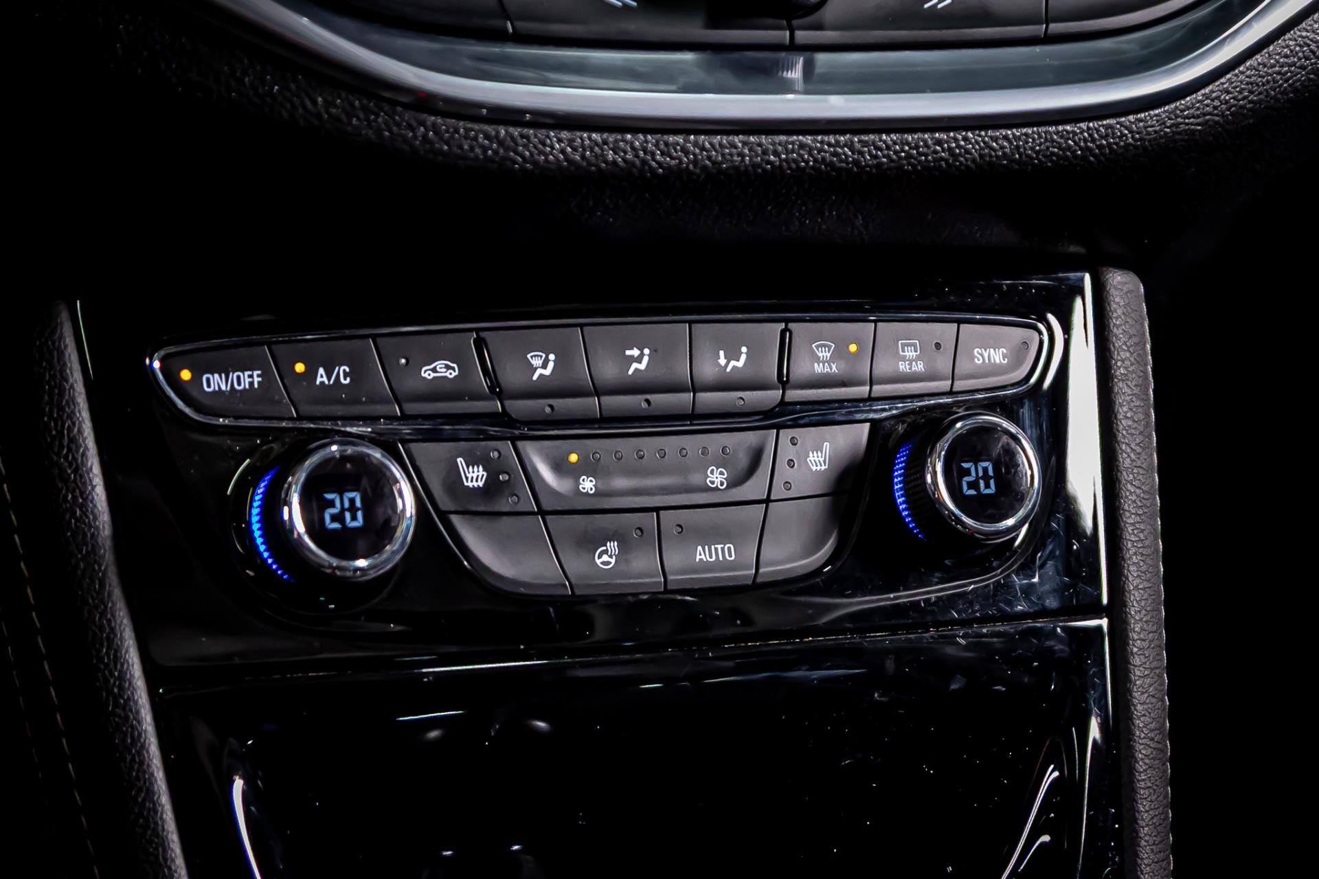 Opel Astra 1.4 Turbo | Apple Carplay | Schuif kanteldak|Stoelverwarming voor- en achter | Trekhaak 50438155-29.jpg | Autobedrijf van Geel