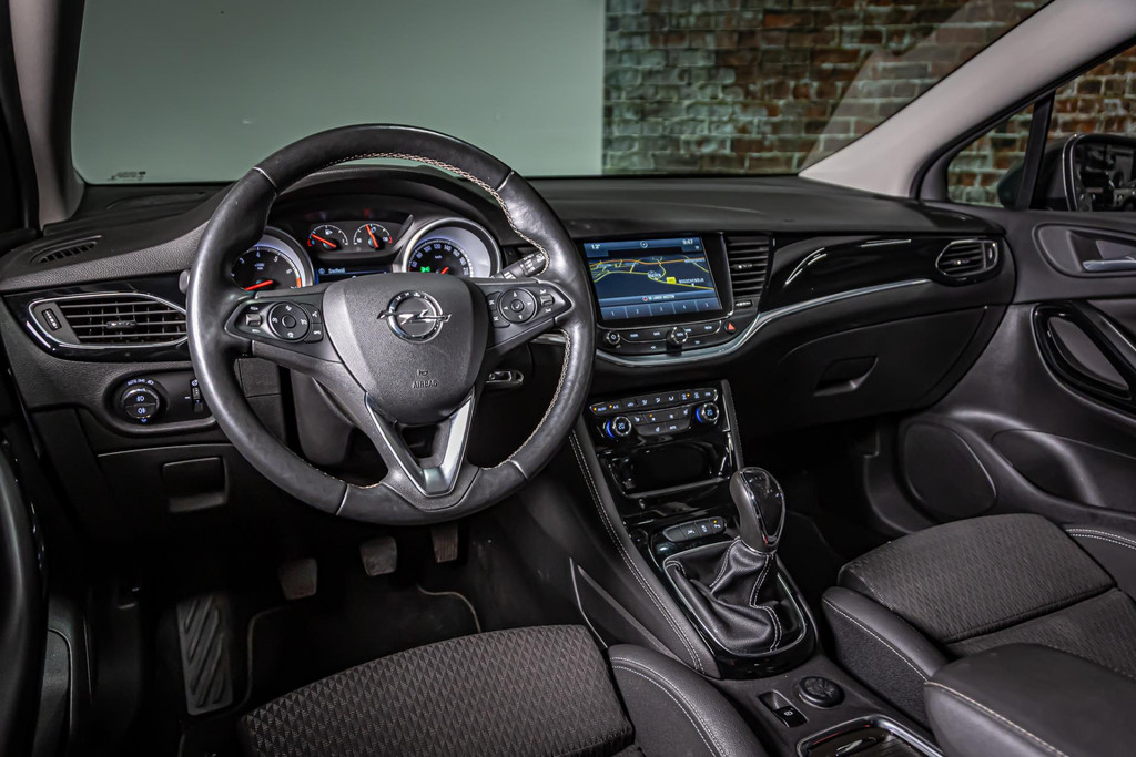 Opel Astra 1.4 Turbo | Apple Carplay | Schuif kanteldak|Stoelverwarming voor- en achter | Trekhaak 50438155-33.jpg | Autobedrijf van Geel
