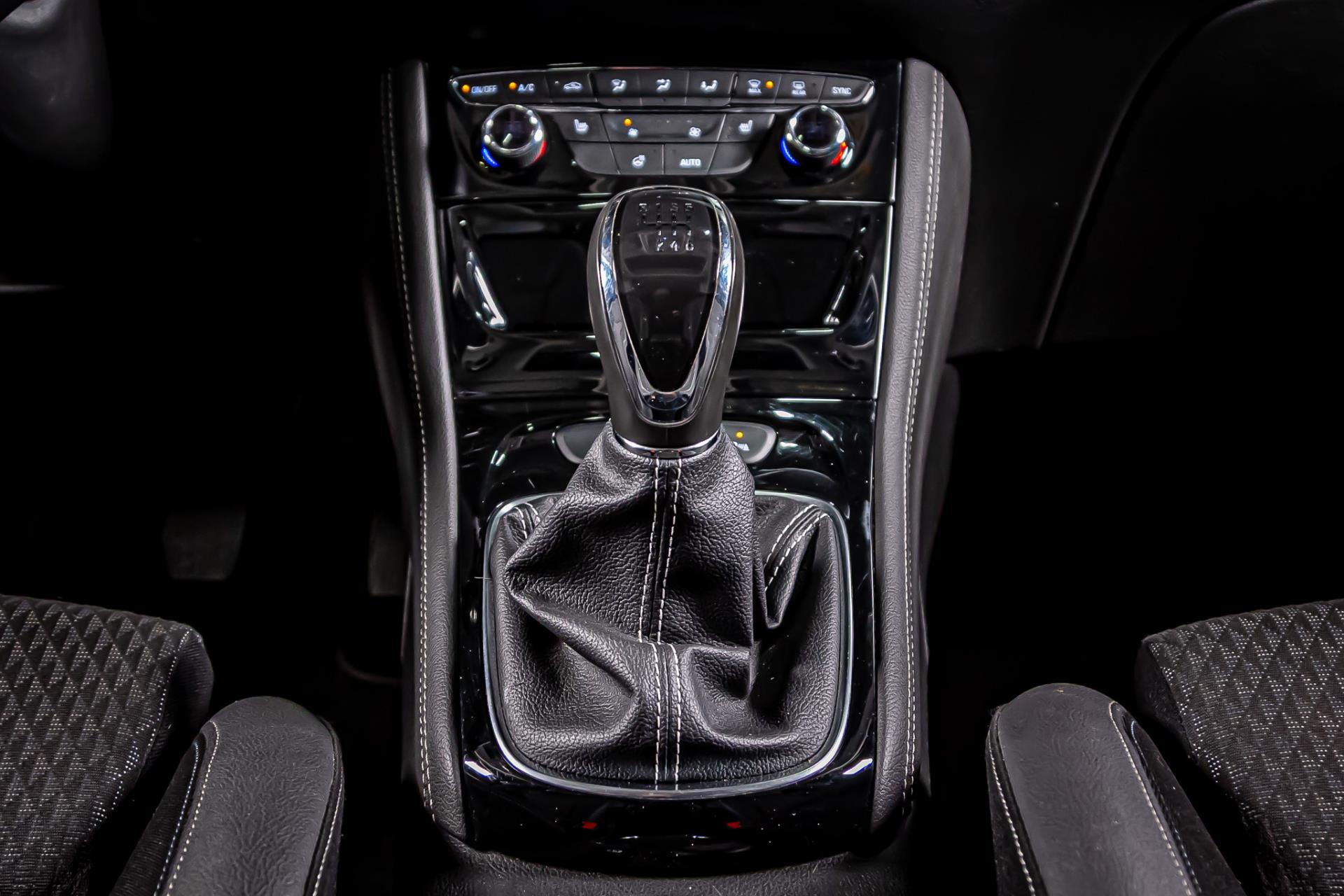 Opel Astra 1.4 Turbo | Apple Carplay | Schuif kanteldak|Stoelverwarming voor- en achter | Trekhaak 50438155-51.jpg | Autobedrijf van Geel