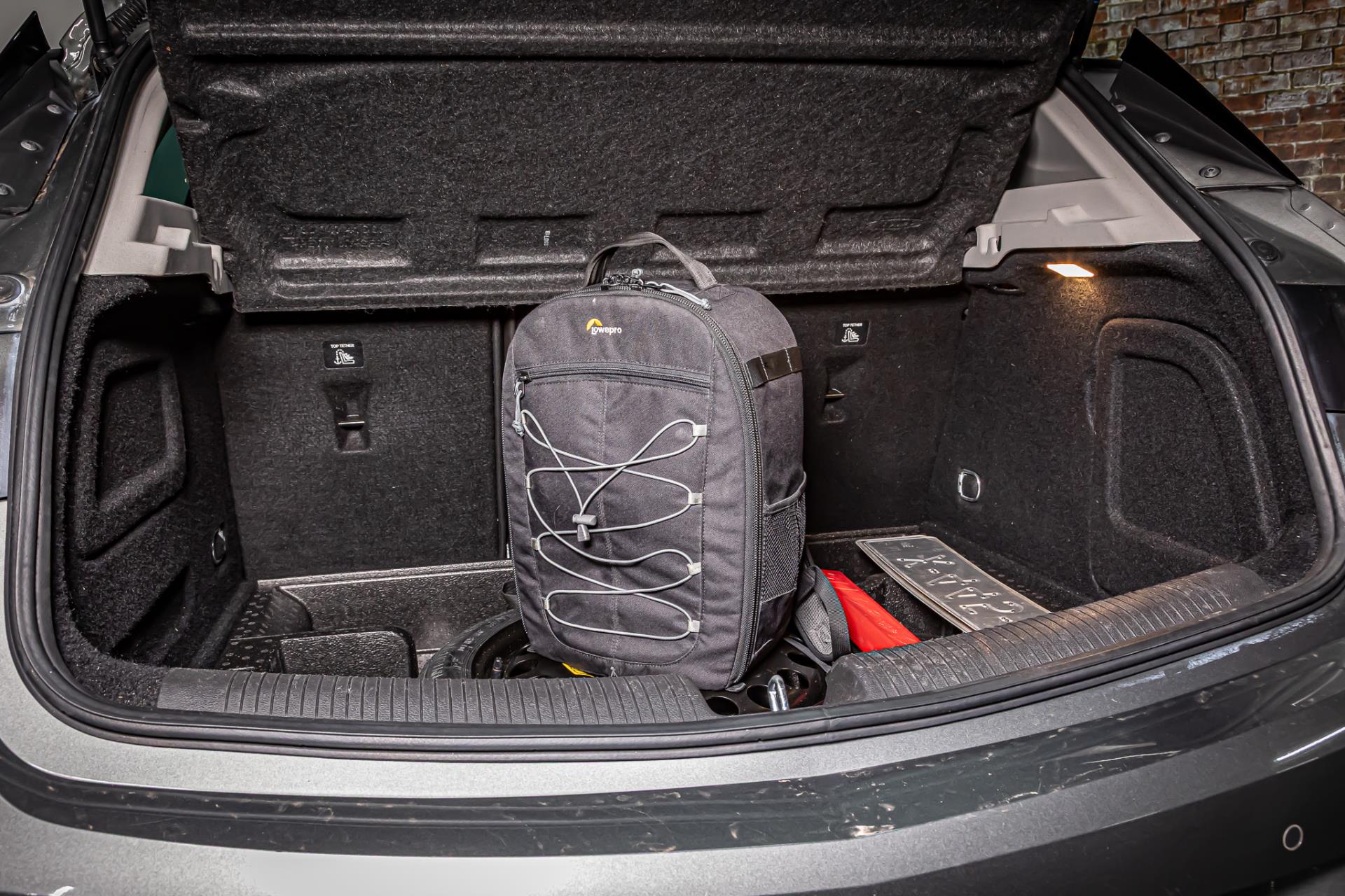 Opel Astra 1.4 Turbo | Apple Carplay | Schuif kanteldak|Stoelverwarming voor- en achter | Trekhaak 50438155-54.jpg | Autobedrijf van Geel