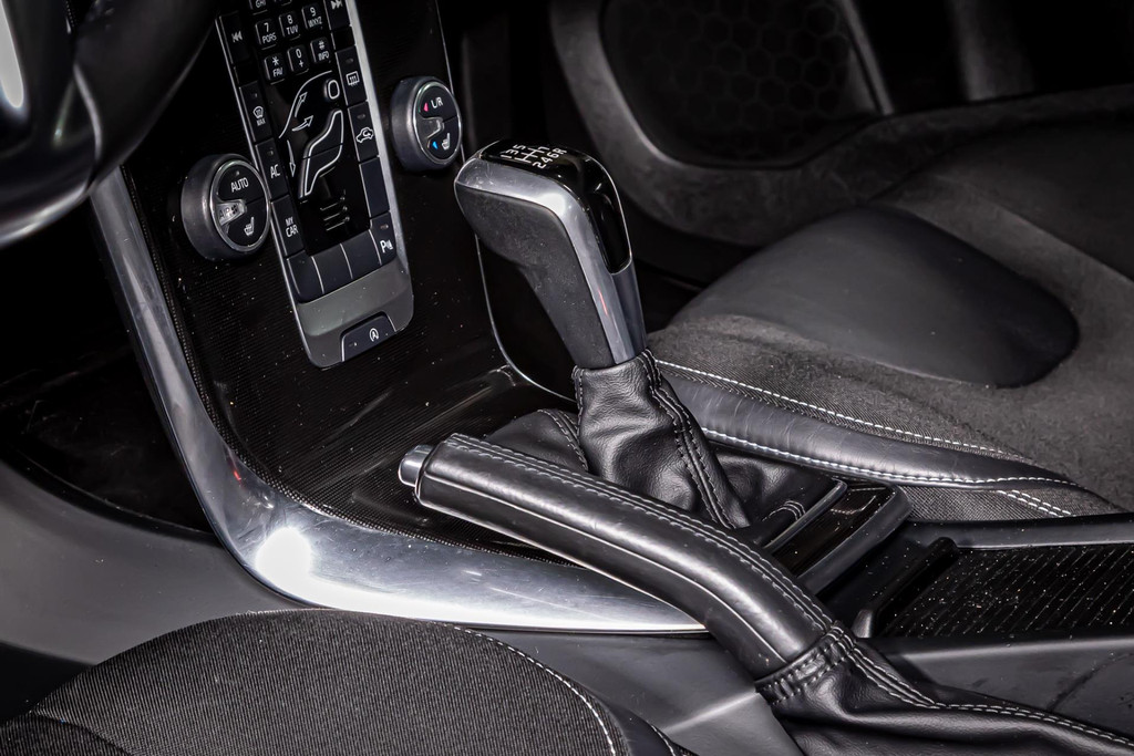 Volvo V40 2.0 T3 Momentum I Stoelverwarming I Trekhaak I Rijklaarprijs 50505502-26.jpg | Autobedrijf van Geel