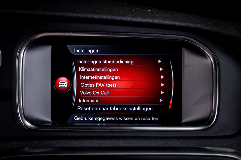 Volvo V40 2.0 T3 Momentum I Stoelverwarming I Trekhaak I Rijklaarprijs 50505502-33.jpg | Autobedrijf van Geel