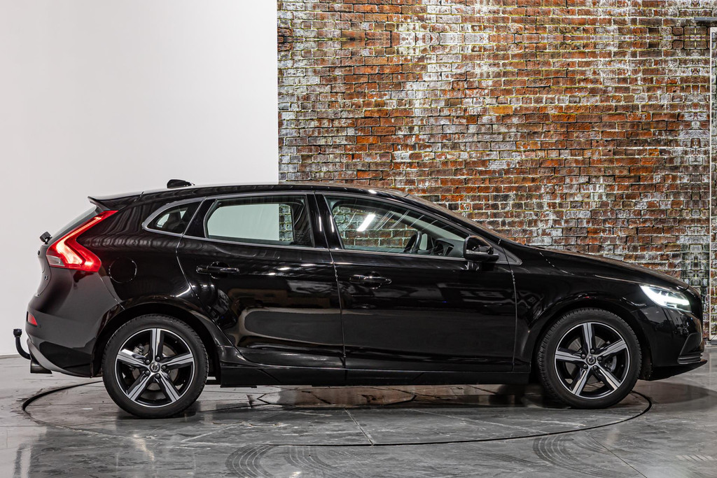 Volvo V40 2.0 T3 Momentum I Stoelverwarming I Trekhaak I Rijklaarprijs 50505502-7.jpg | Autobedrijf van Geel