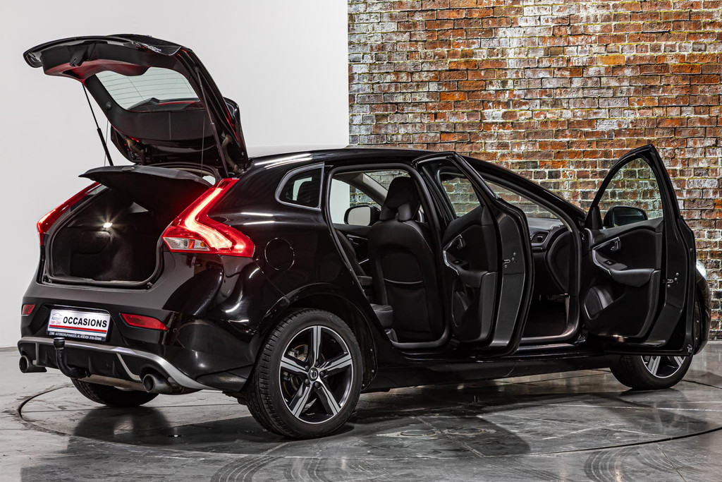 Volvo V40 2.0 T3 Momentum I Stoelverwarming I Trekhaak I Rijklaarprijs 50505502-8.jpg | Autobedrijf van Geel