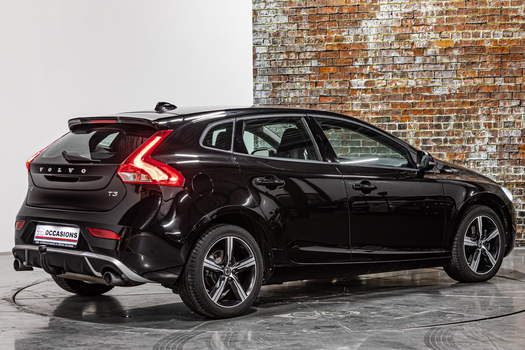 Volvo V40 2.0 T3 Momentum I Stoelverwarming I Trekhaak I Rijklaarprijs 50505502-9.jpg | Autobedrijf van Geel