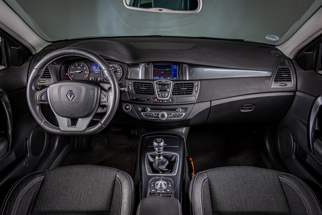 Renault Laguna Estate 2.0 16V GT 50513065-17.jpg | Autobedrijf van Geel