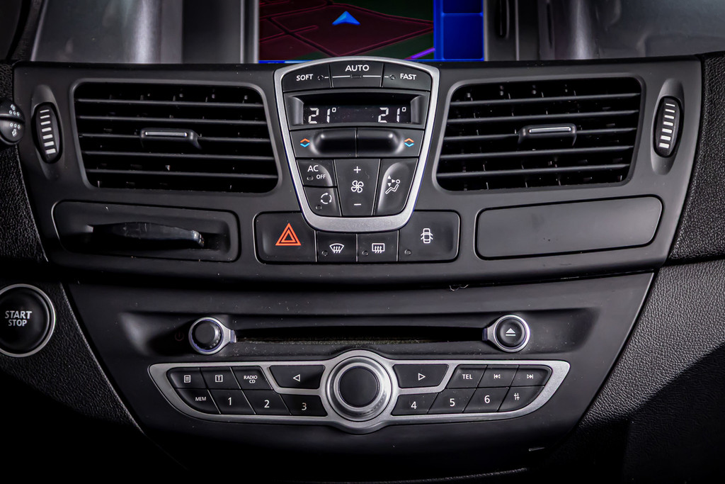 Renault Laguna Estate 2.0 16V GT 50513065-19.jpg | Autobedrijf van Geel