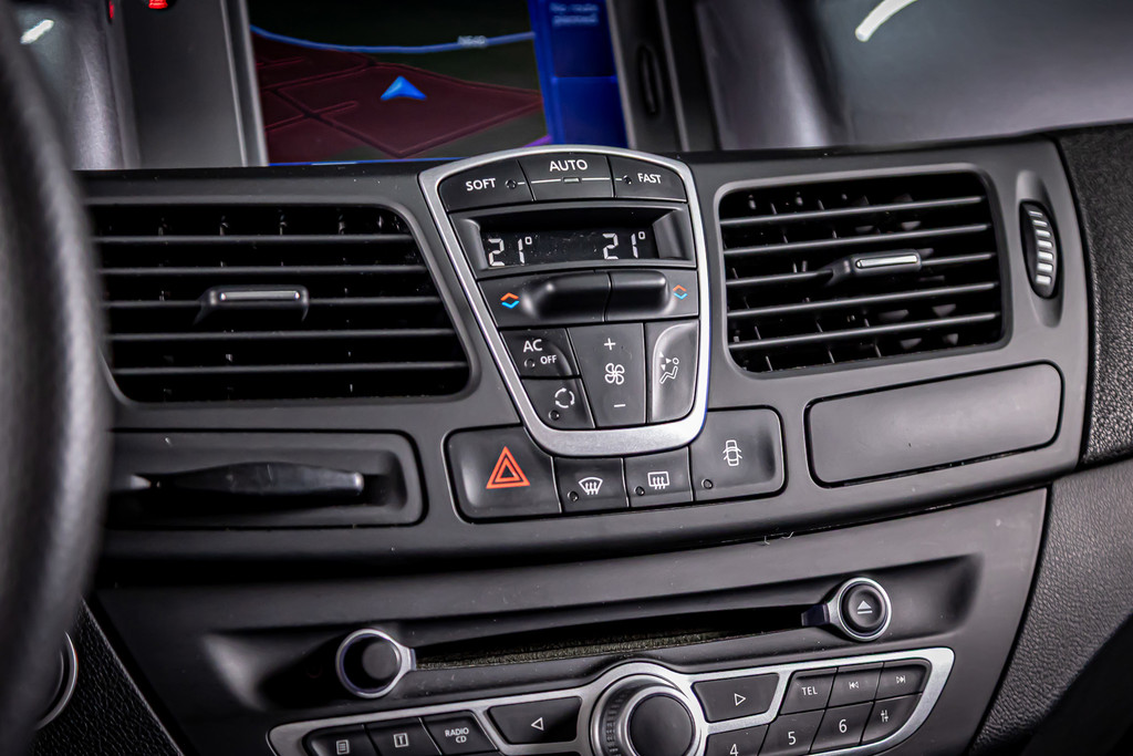 Renault Laguna Estate 2.0 16V GT 50513065-28.jpg | Autobedrijf van Geel