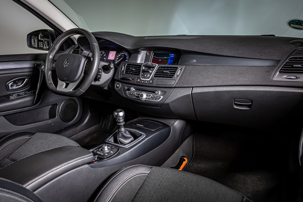 Renault Laguna Estate 2.0 16V GT 50513065-33.jpg | Autobedrijf van Geel